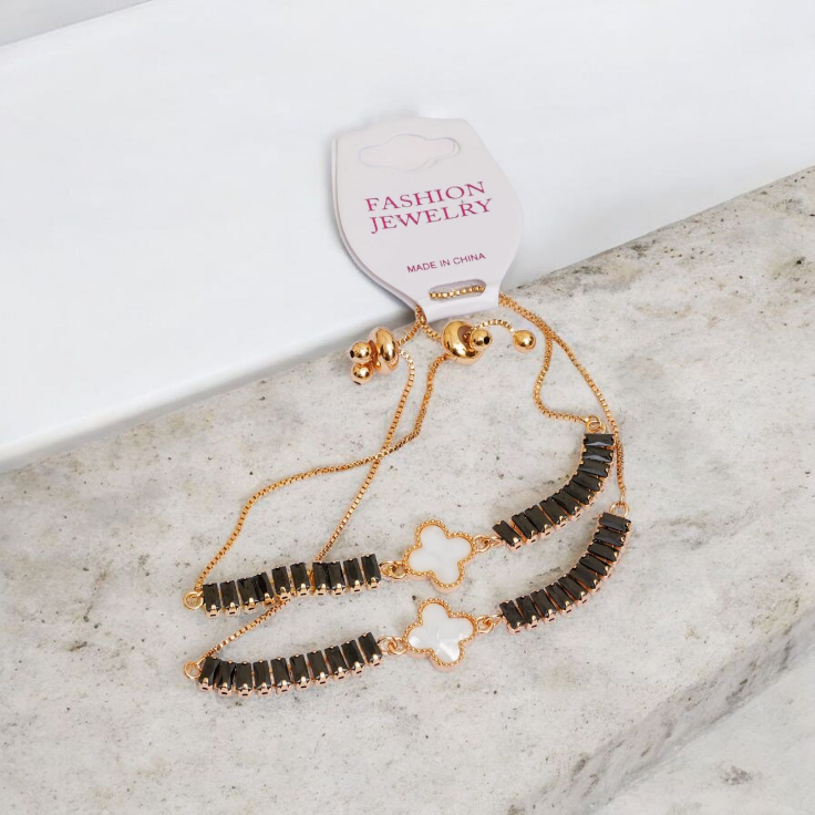 Clover bracelet