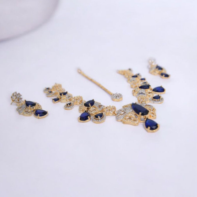 Midnight Bloom Necklace Set