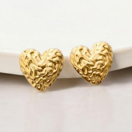 Molten heart studs
